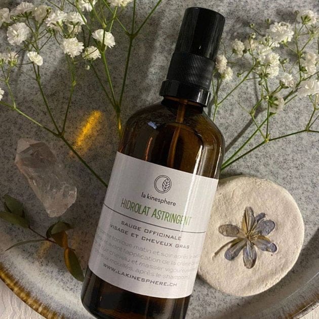 Hydrolat astringent au romarin